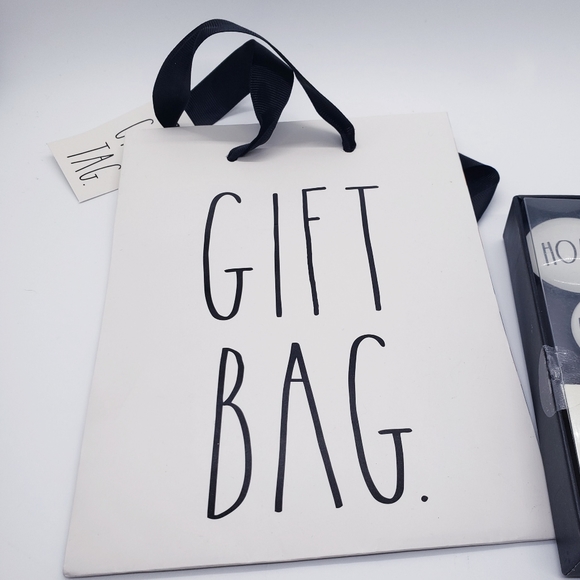 RAE DUNN GIFT SET - Picture 3 of 3